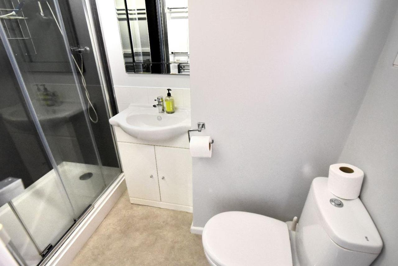 The Retreat Apartment Лайм Риджис Екстериор снимка